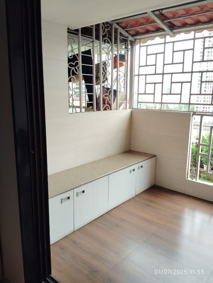 Room, cosmos-jewels 2 Bedroom 599 Sq.Ft. Apartment In Ghodbunder Road Thane 8975702