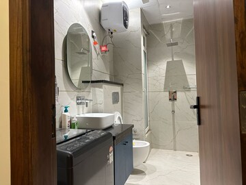 Bathroom in 3 BHK Apartment at Conscient Heritage Max, Sector 102 – for Rent