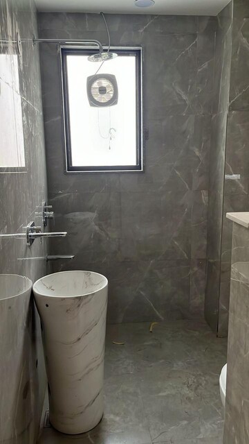 Bathroom in 3 BHK Builder Floor at Sector 57 – for Rent