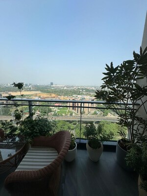 4 BHK Apartment – Exterior View View at Suncity Platinum Towers, Sector 28 - for Sale