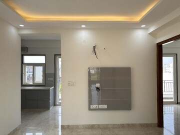 Room in 3 BHK Builder Floor at Sector 57 – for Rent