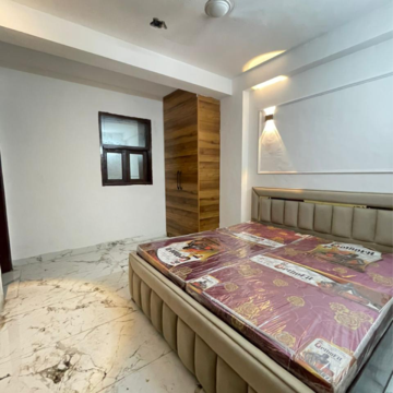 Bedroom in 1 BHK Builder Floor at Malviya Nagar – for Rent