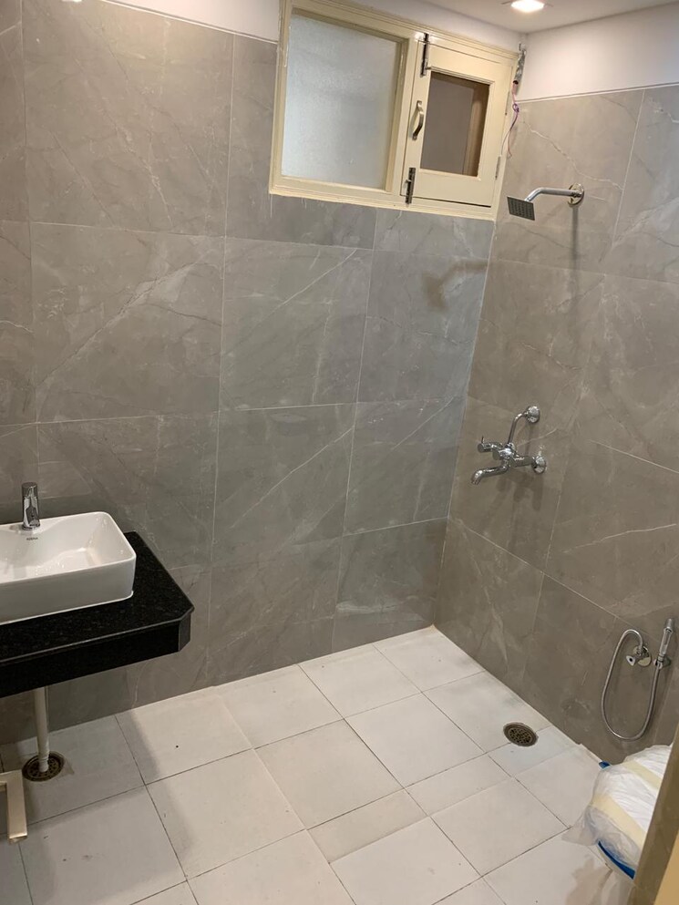 Bathroom, sector 113 3 Bedroom 2043 Sq.Ft. Builder Floor In Sector 113 Mohali 8975755