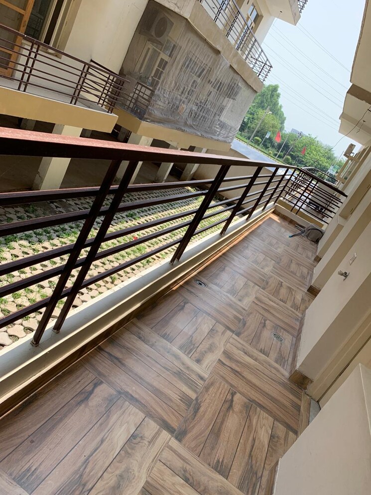 Balcony, sector 113 3 Bedroom 2043 Sq.Ft. Builder Floor In Sector 113 Mohali 8975755