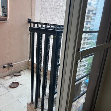 Balcony in 2 BHK Apartment at Stellar Mi Citihomes, Omicron Iii Greater Noida – for Rent