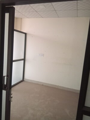  Office Space For Sale in Vipul Plaza Faridabad, Sector 81