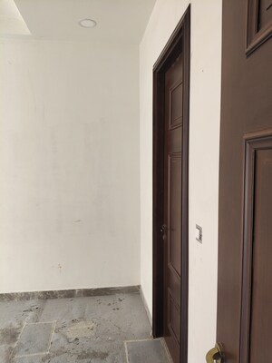 Building Lobby in 6 BHK Villa at Tilak Nagar – for Sale