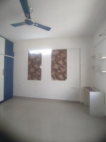 Room in 2 BHK Apartment at SV Brindavanam, Panathur – for Rent