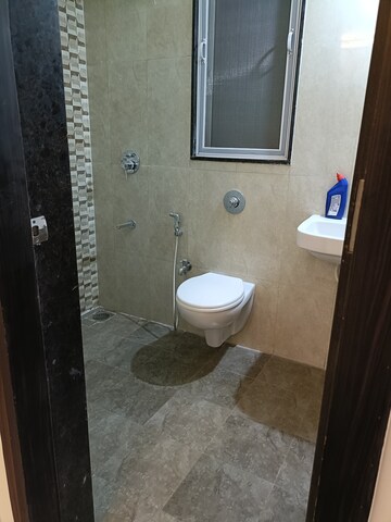 Bathroom in 1.5 BHK Apartment at Sheth Midori, Dahisar East – for Rent