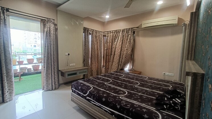 Bedroom, kolte-patil-24k-glitterati 3.5 Bedroom 2000 Sq.Ft. Apartment In Pimple Nilakh Pune 8975909