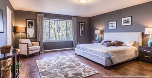 Bedroom in 4 BHK Builder Floor at BPTP Amstoria, Sector 102 – for Sale