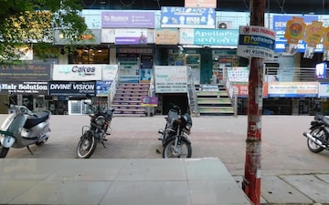 Shop For Rent in Amrapali Green, Vaibhav Khand
