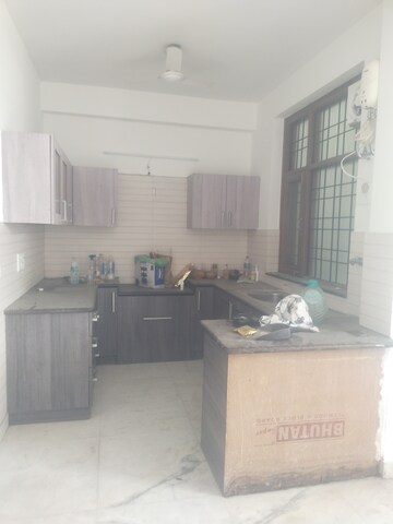 Staircase in 2 BHK Builder Floor at Sector 43 – for Rent