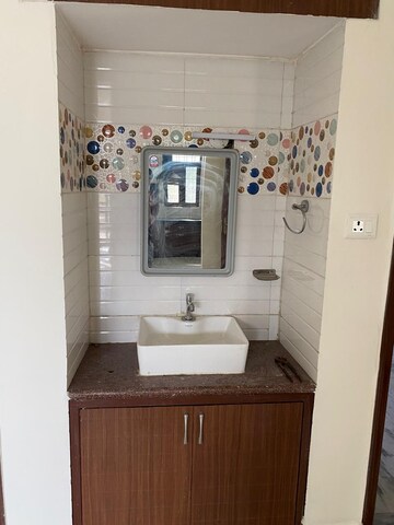 Furnished Amenities in 2 BHK Builder Floor at Sector 43 – for Rent