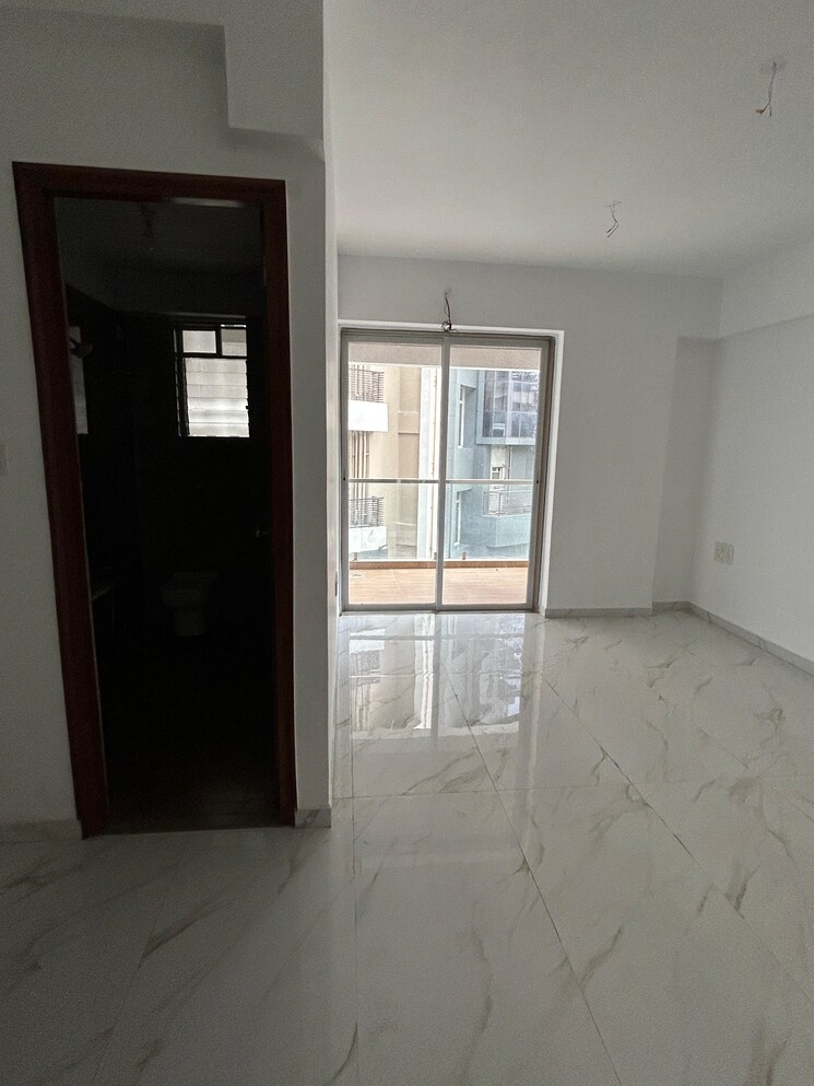 Room, dura-giriraj-sparsh 3 Bedroom 1396 Sq.Ft. Apartment In Naupada Thane 8976036