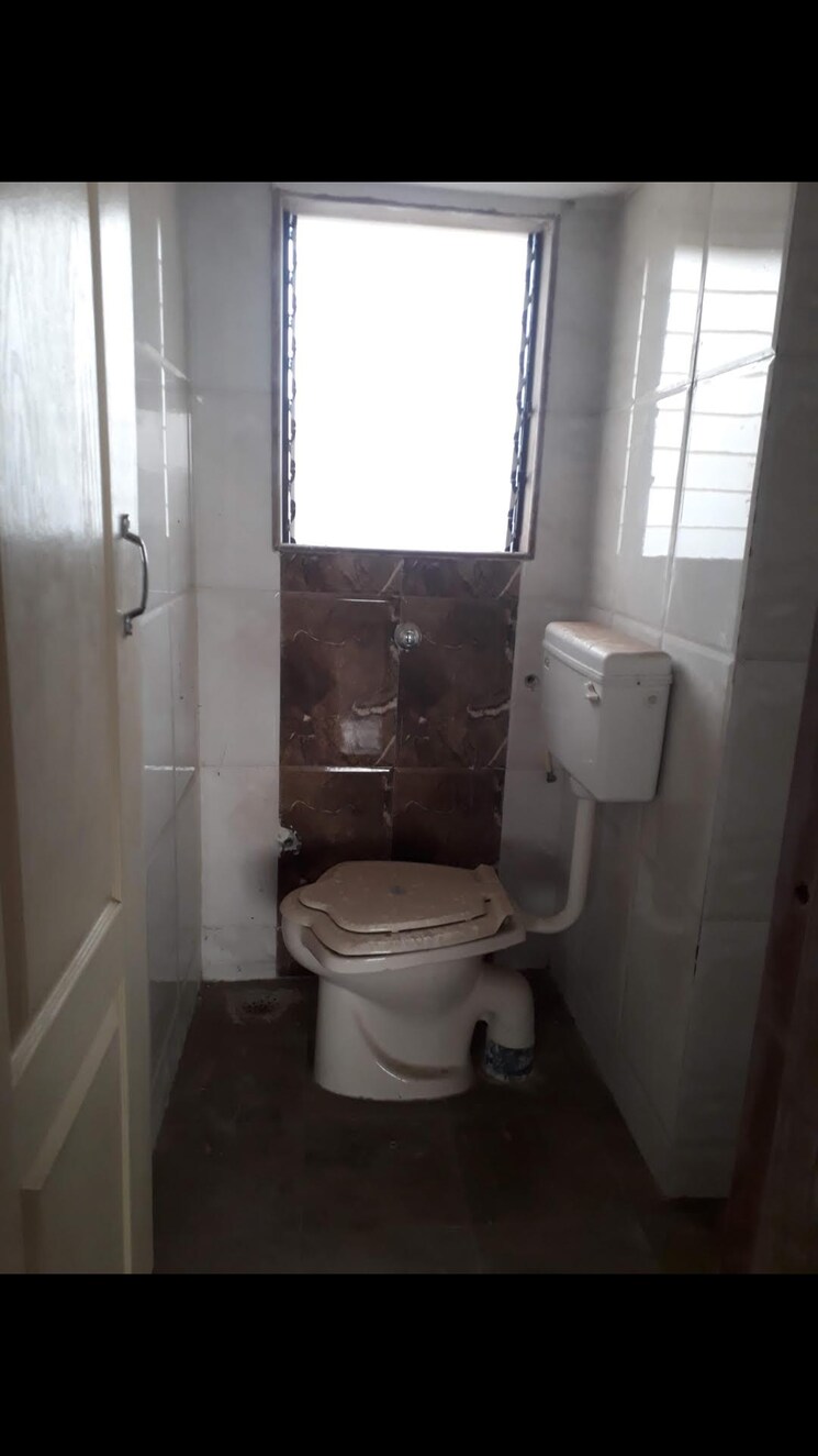 Bathroom, shreeji-trinity-heights 2 Bedroom 985 Sq.Ft. Apartment In Nalasopara West Palghar 8976051
