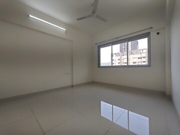 Room in 2 BHK Apartment at Godrej City, Poyanje – for Rent