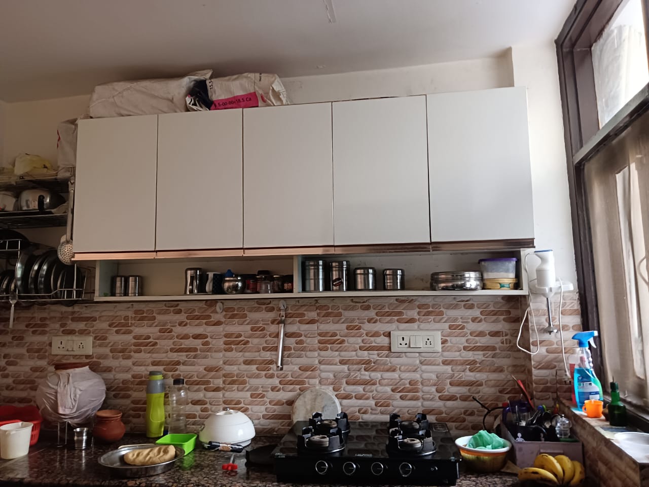2 BHK + Servant Room,Extra Room Builder Floor For Sale in Hong Kong Bazaar