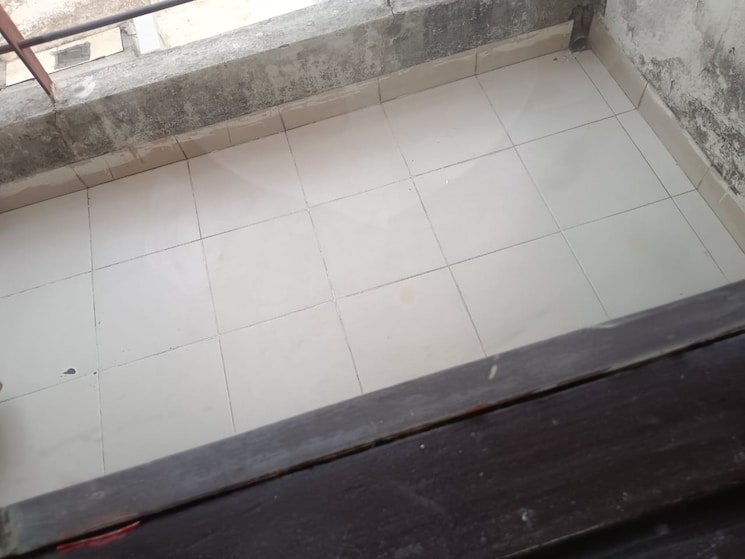 Balcony, hong-kong-bazaar 2 Bedroom 181 Sq.Yd. Builder Floor In Sector 57 Gurgaon 8976097