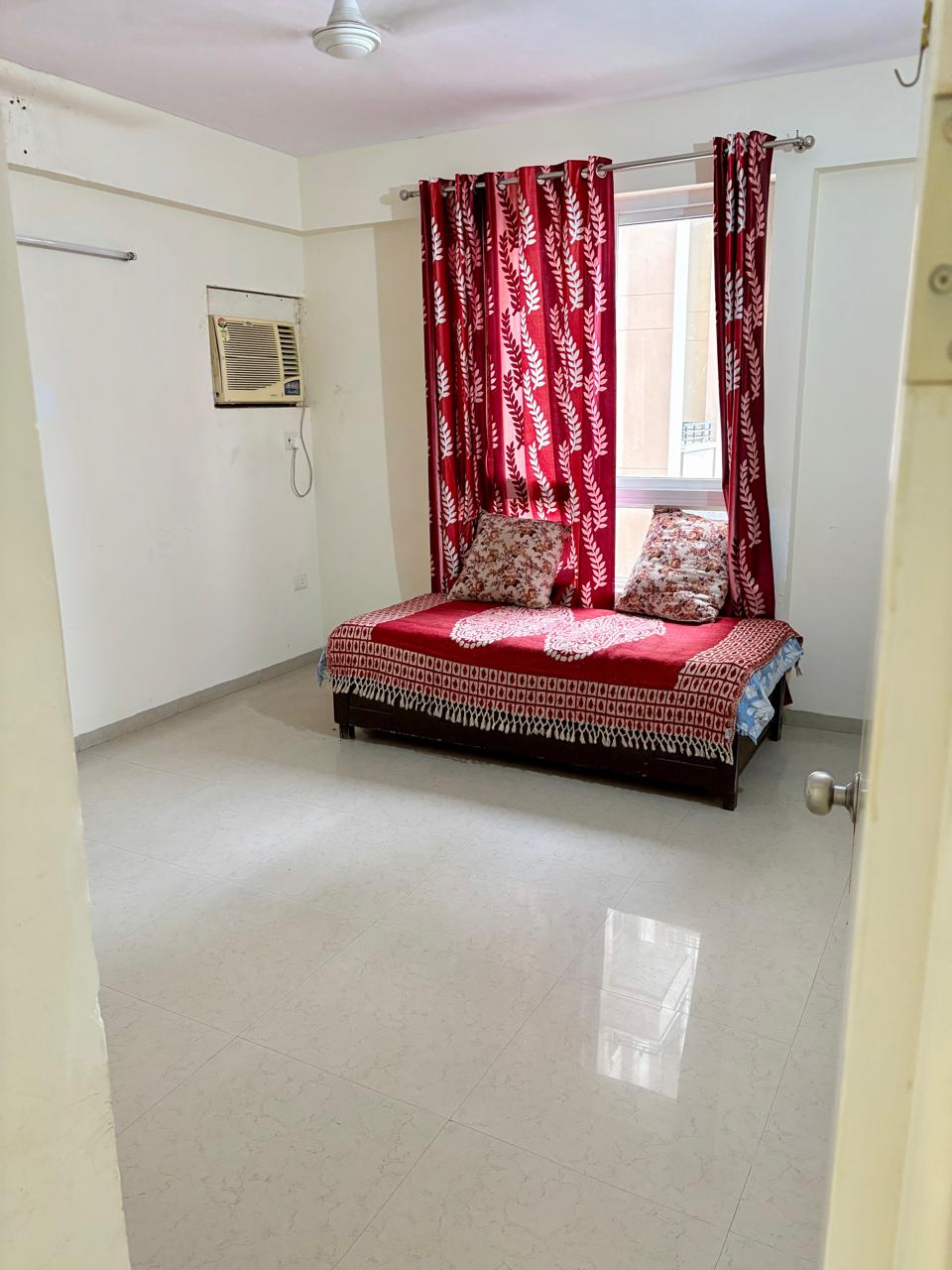 2.5 BHK + Extra Room 1063 Sq.Ft. Builder Floor in Vatika INXT Emilia floors