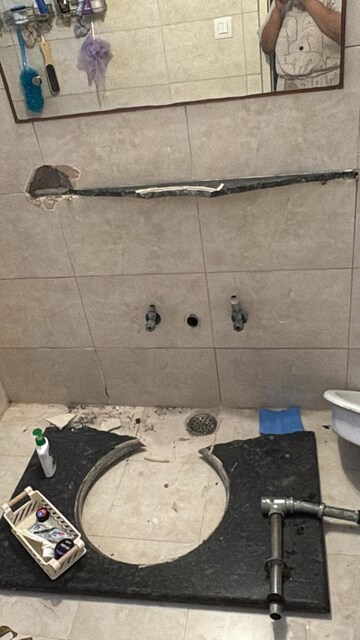 Bathroom in 2.5 BHK Builder Floor at Vatika INXT Emilia floors, Sector 82 – for Rent