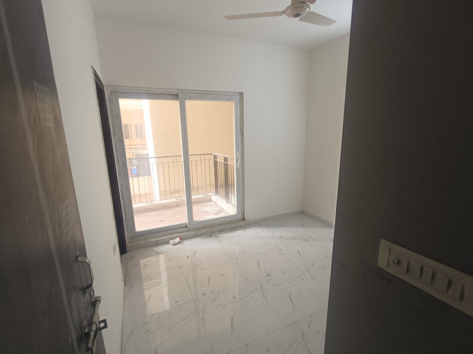 2 BHK Apartment For Rent in Pivotal Paradise