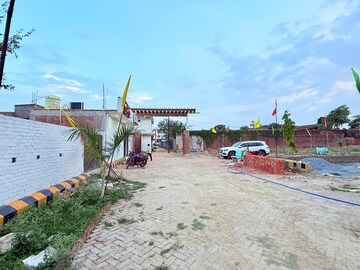 Plot Area in  Plot at Avadh Apartments Gosainganj, Gosainganj – for Sale