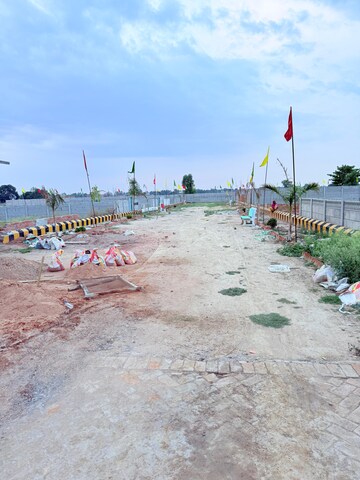 Plot Area in  Plot at Avadh Apartments Gosainganj, Gosainganj – for Sale