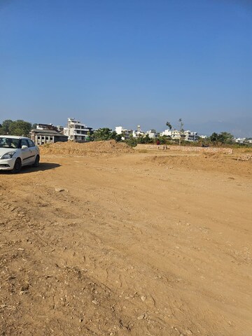 Parking in  Plot at Sahastradhara Road – for Sale