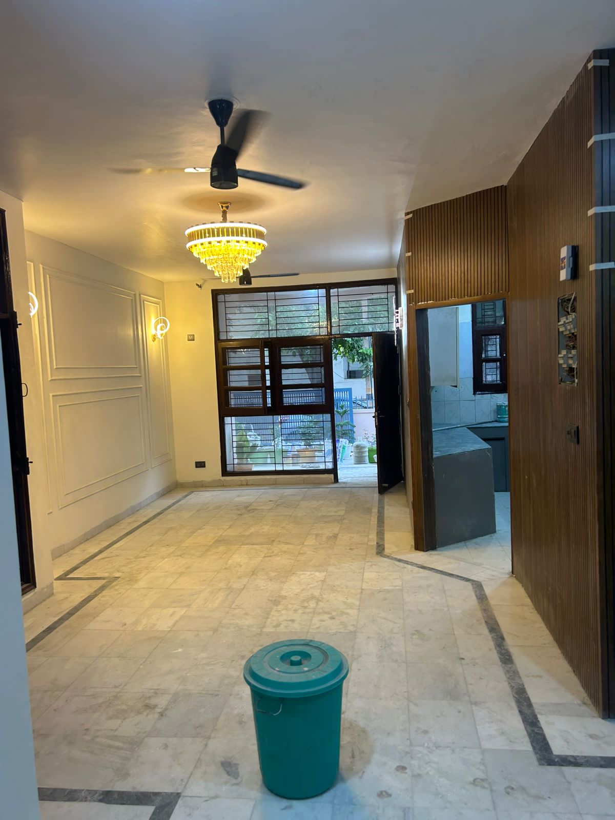 3 BHK + Servant Room Apartment For Sale in Unitech Escape