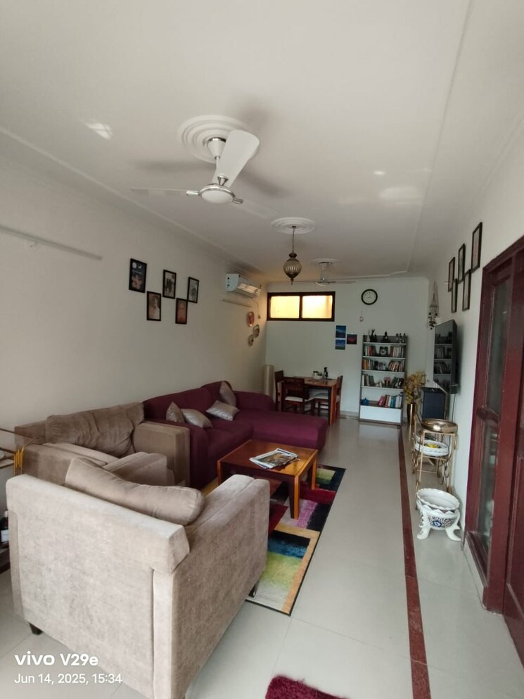 Team Area, unitech-escape 3 Bedroom 1983 Sq.Ft. Apartment In Sector 50 Gurgaon 8976231