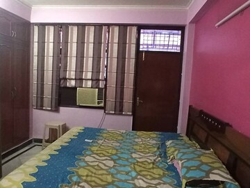 Bedroom in 2.5 BHK Builder Floor at Uppal Southend, Sector 49 – for Sale