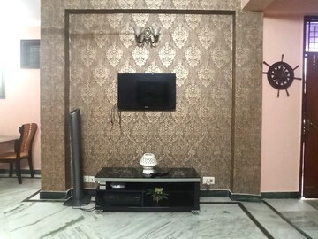 Furnished Amenities in 2.5 BHK Builder Floor at Uppal Southend, Sector 49 – for Sale