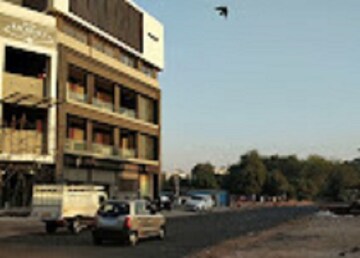  Office Space – Exterior View View at Avirat Silver Radiance One, Thaltej - for Rent