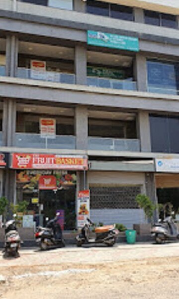  Office Space – Exterior View View at Avirat Silver Radiance One, Thaltej - for Rent