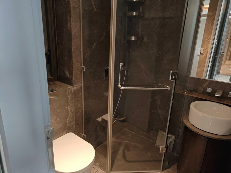 Bathroom, lodha-trump-tower 4 Bedroom 1690 Sq.Ft. Apartment In Worli Mumbai 8976233