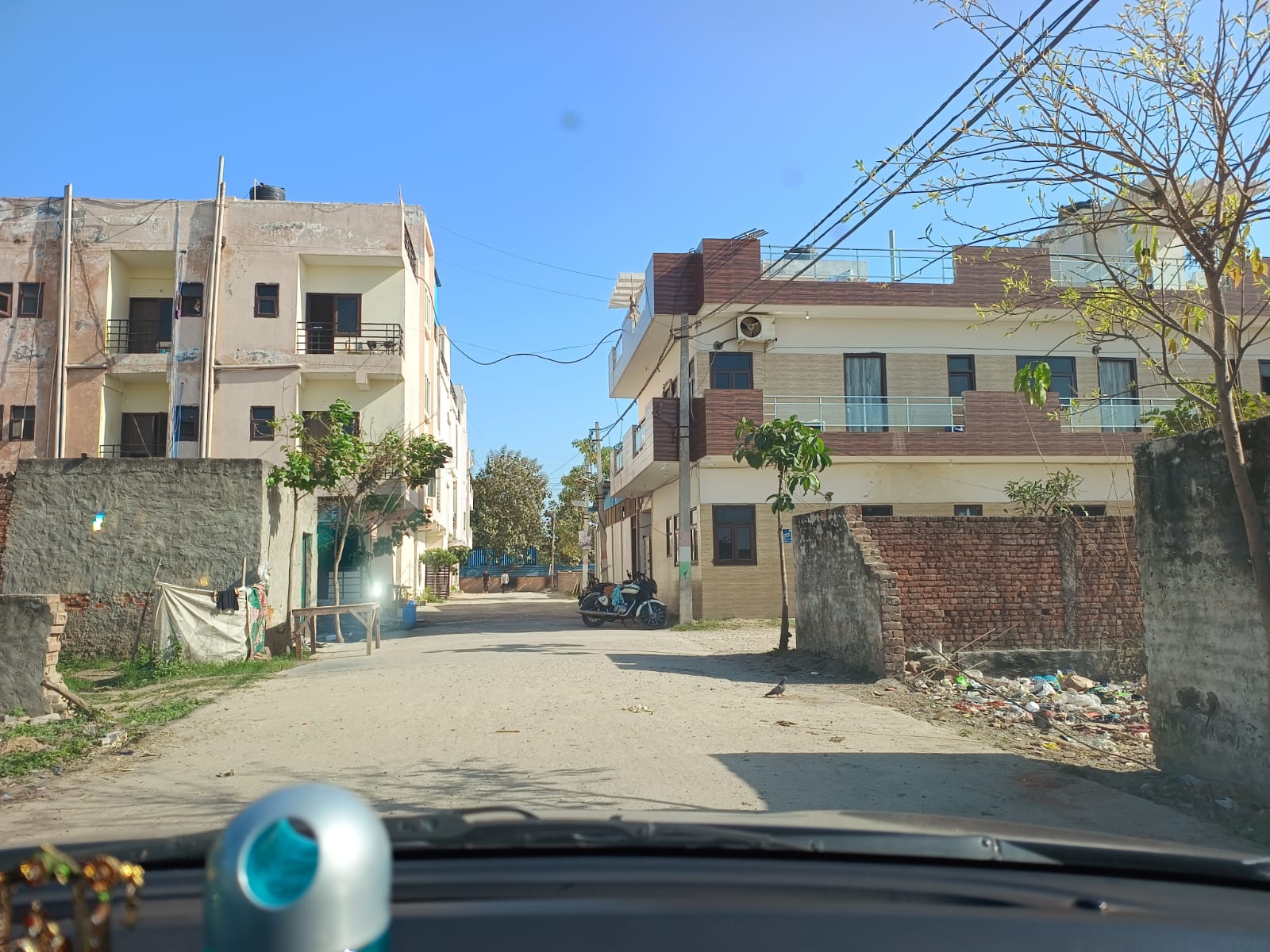 Plot For Sale in Wave Home