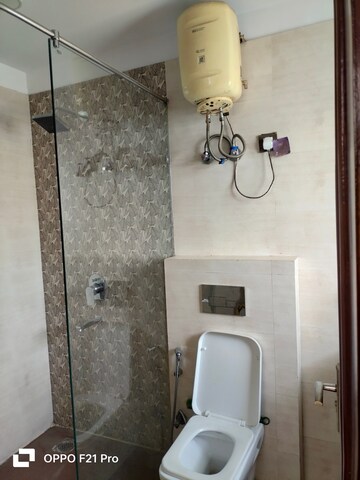 Bathroom in 4 BHK Builder Floor at Eros Rosewood City, Sector 49 – for Rent