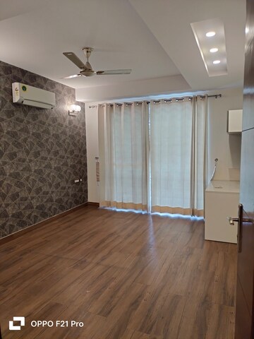 Bedroom in 4 BHK Builder Floor at Eros Rosewood City, Sector 49 – for Rent