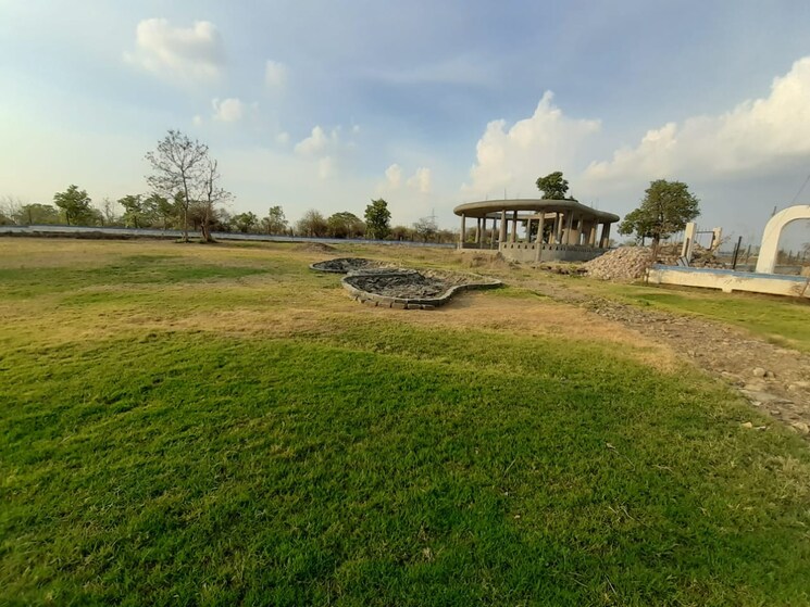 Garden, unique-city  1372 Sq.Ft. Plot In Kanholi Nagpur 8976293