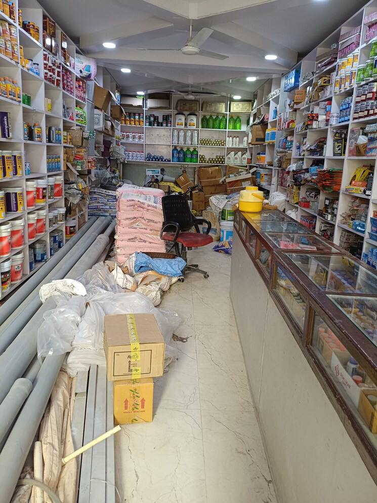 Balcony, new friends colony Commercial Office Space in IT/SEZ 550 Sq.Ft. In New Friends Colony Delhi 8976350