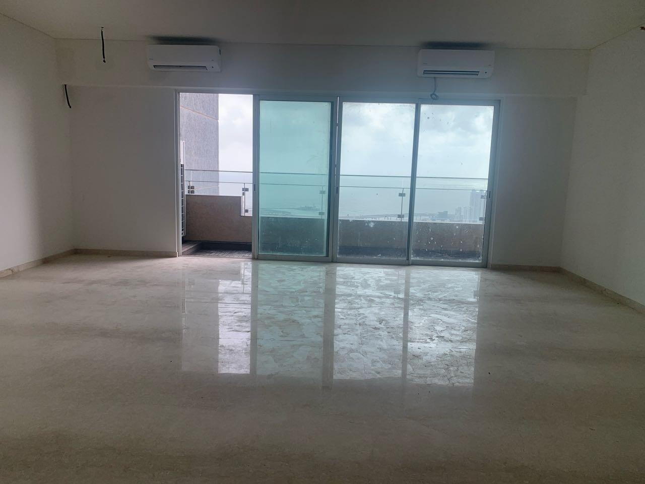 4 BHK + Servant Room Apartment For Sale in Lokhandwala Minerva Mahalaxmi