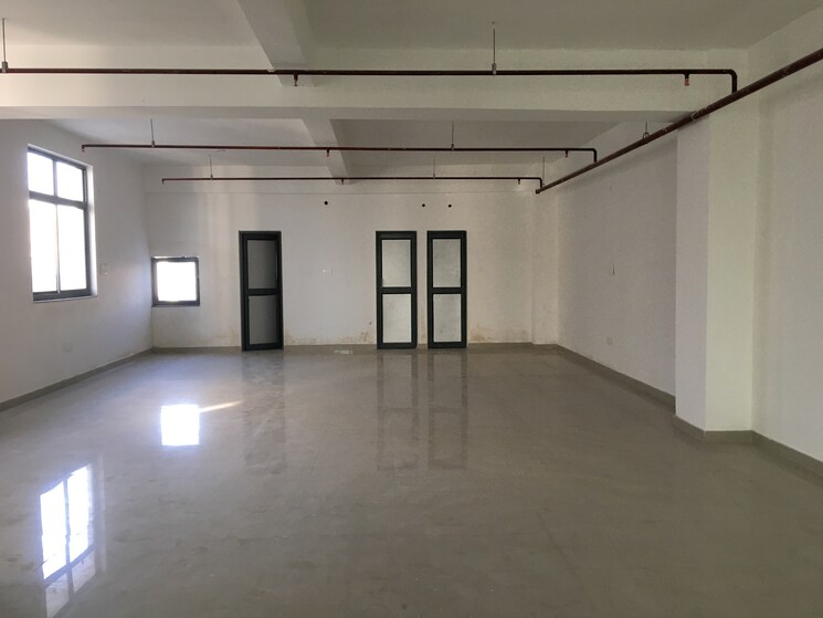 undefined, sector 63 Commercial Office Space 15000 Sq.Ft. In Sector 63 Noida 8976283