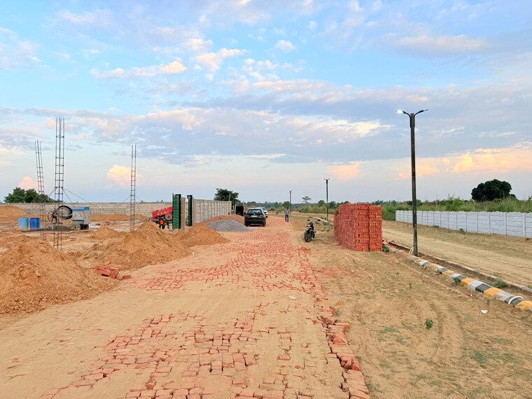 Exterior View, sultanpur road  1000 Sq.Yd. Plot In Sultanpur Road Lucknow 8976331