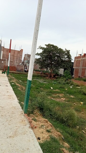  Plot – Exterior View View at Sector 20 Yamuna Expressway - for Sale