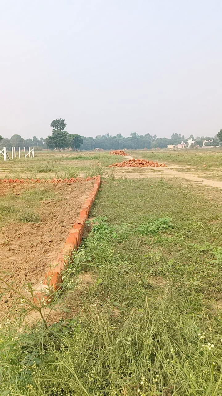 Plot For Sale in Jk Real Estate 