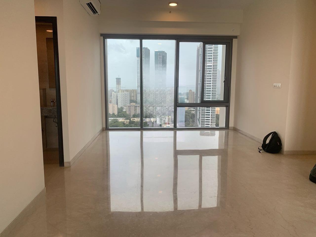 4 BHK + Servant Room,Study Room Apartment For Sale in Piramal Mahalaxmi