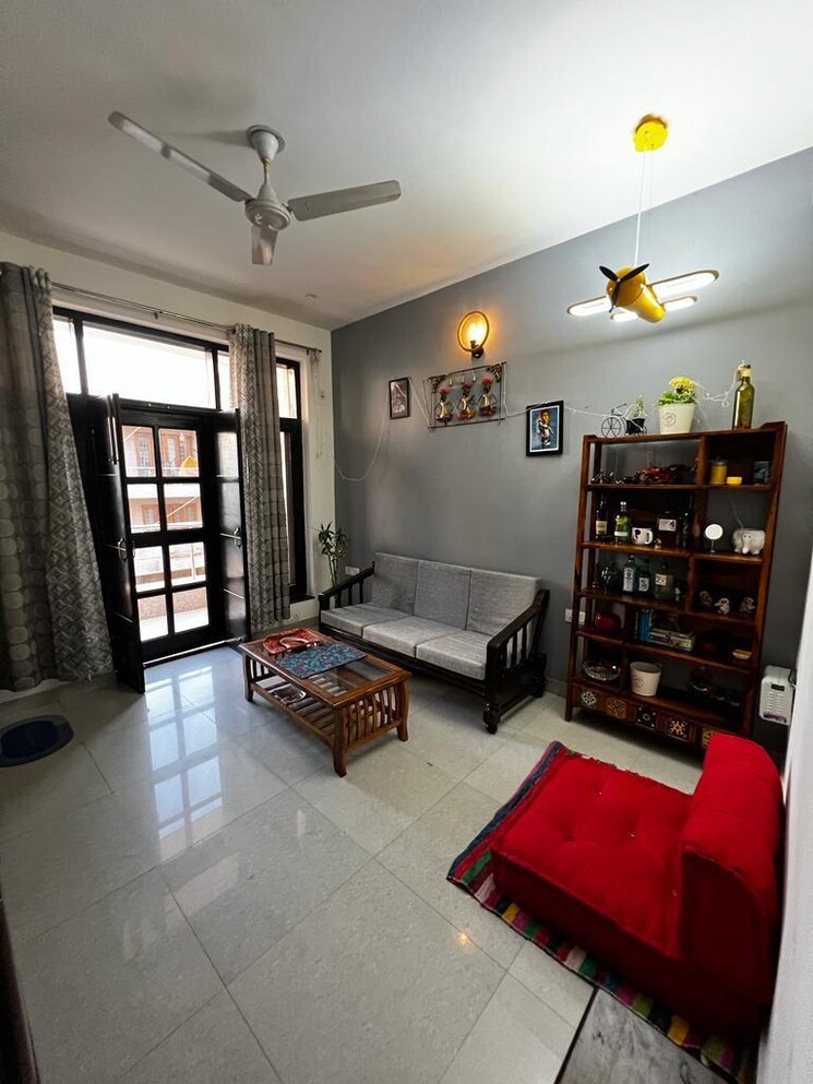 Living Room, sector 43 1 Bedroom 700 Sq.Ft. Builder Floor In Sector 43 Gurgaon 8976363