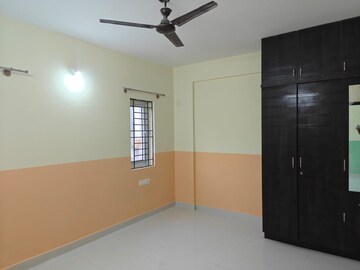 Room in 2 BHK Apartment at Sashank Advaith, Choodasandra – for Rent