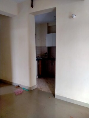 Room in 2.5 BHK Apartment at Today Ridge Residency, Sector 135 – for Sale